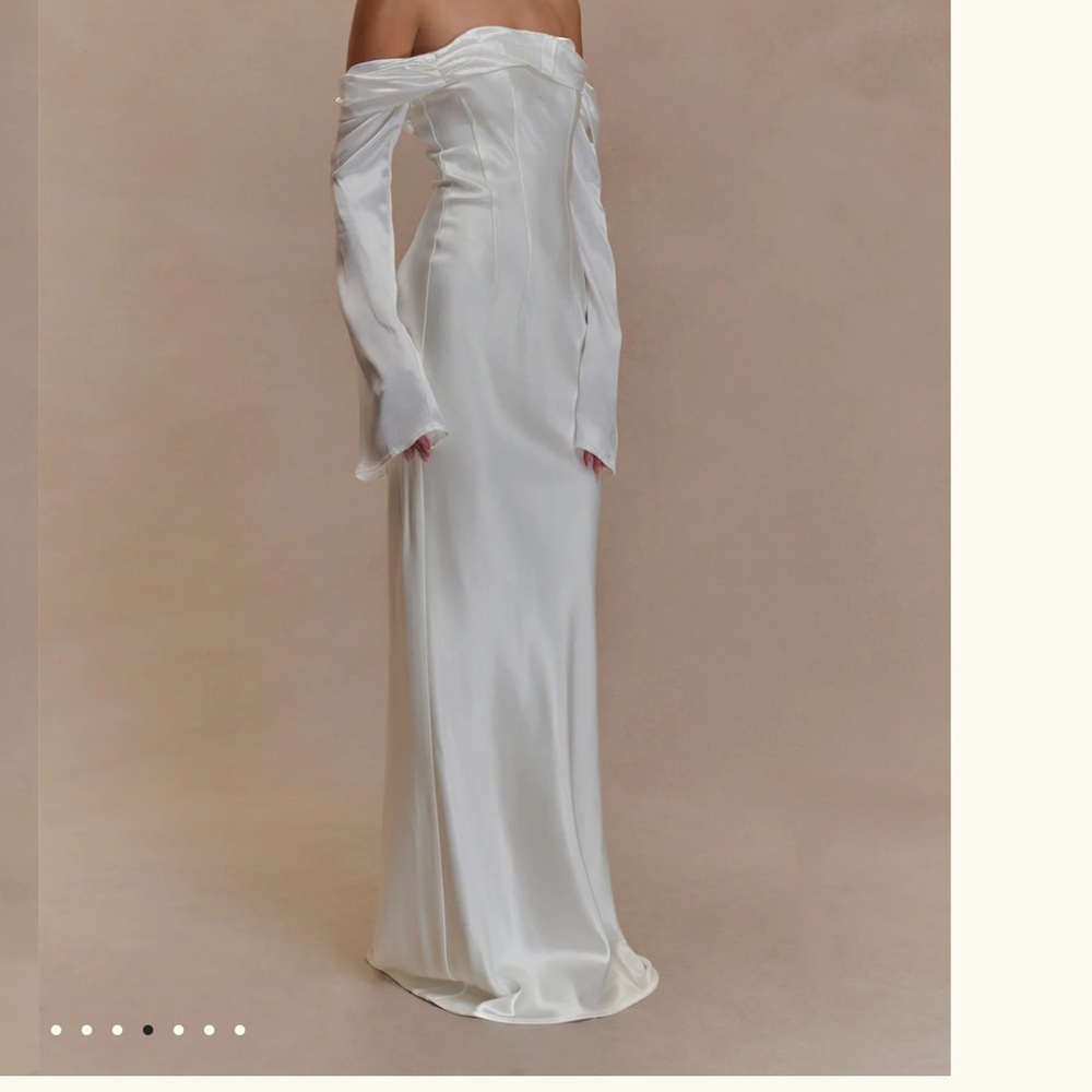 Elegant Off-Shoulder White Dress